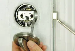 Amber Locksmith Store Springfield, MA 413-318-4710 - Lock-replace